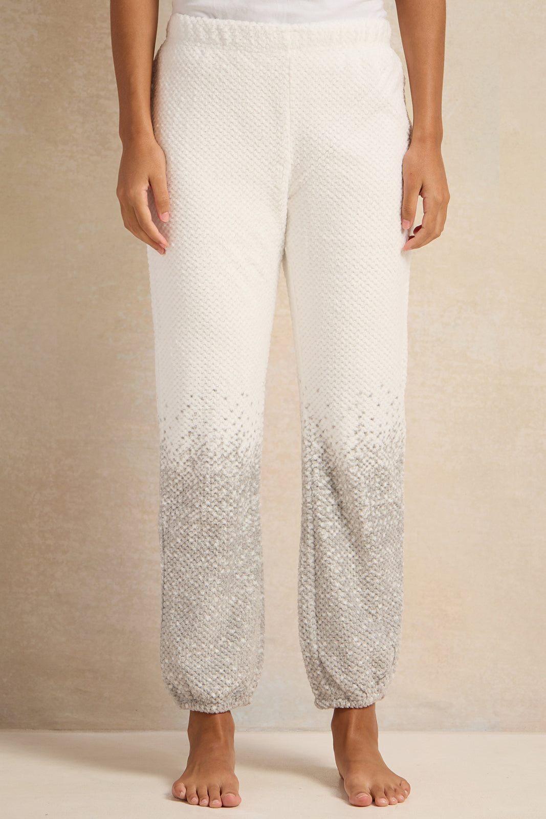 Women White And Grey Pyjama Set (2 Piece)