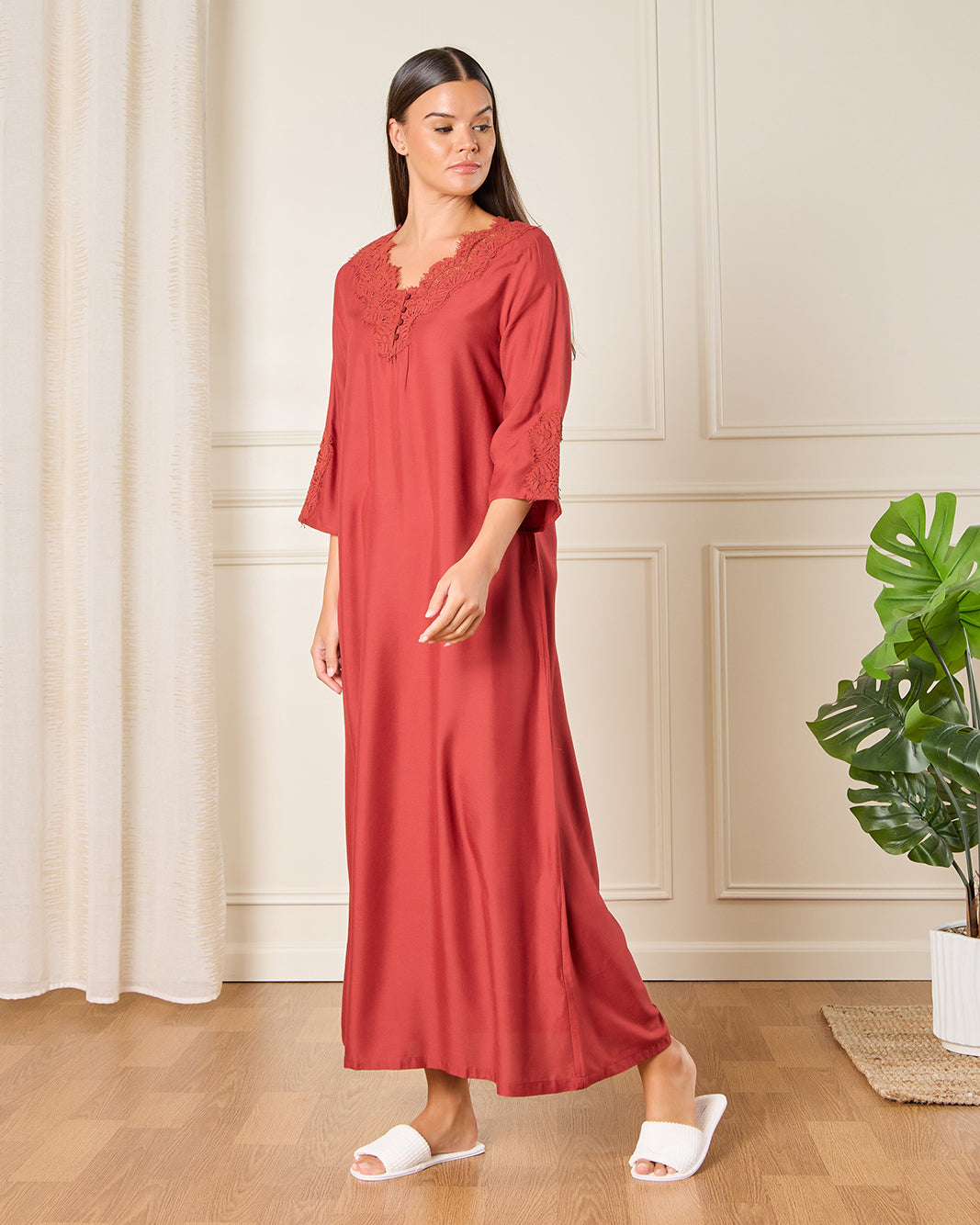 Women Red Lace Nightgown
