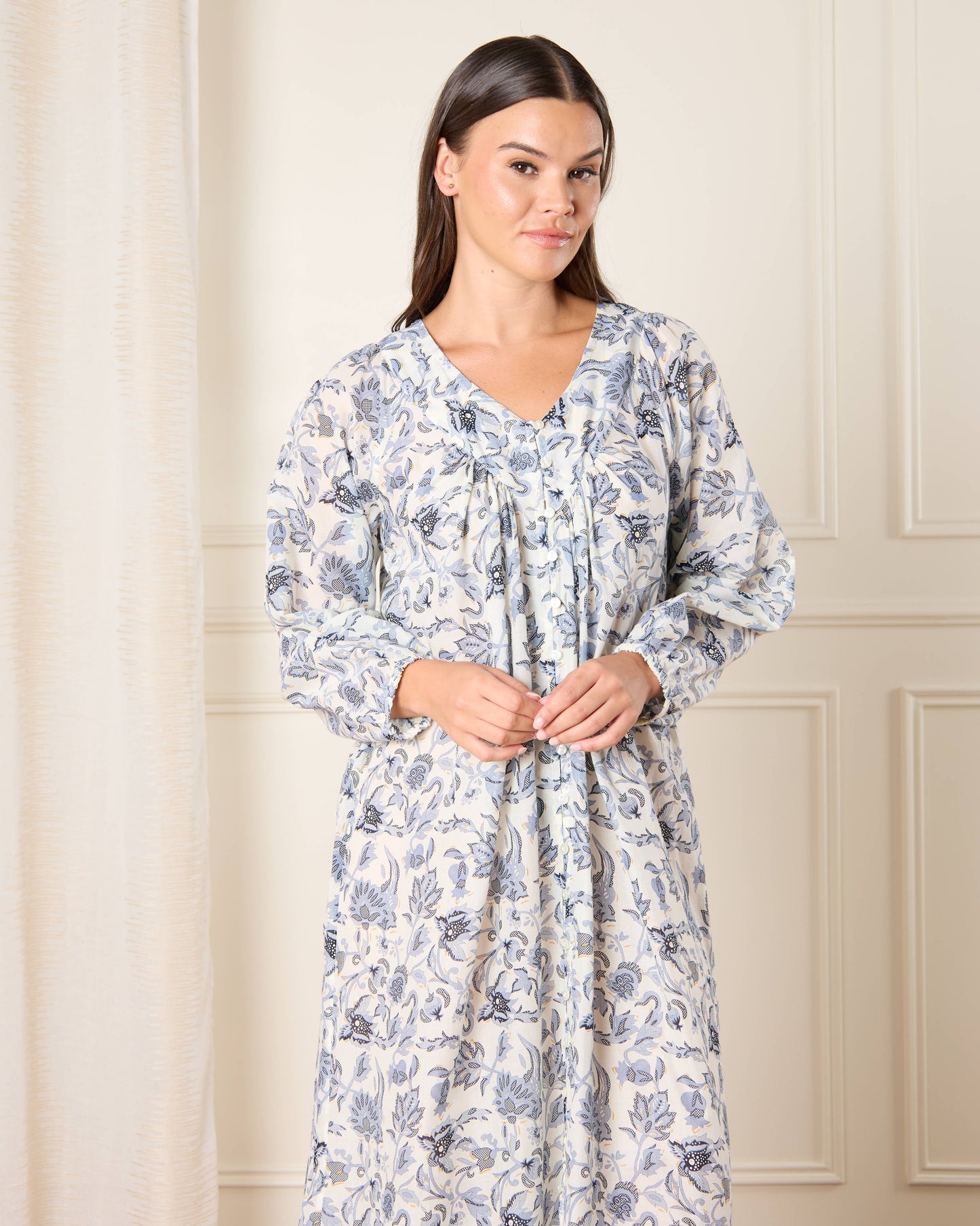 Women White And Blue Printed Nightgown