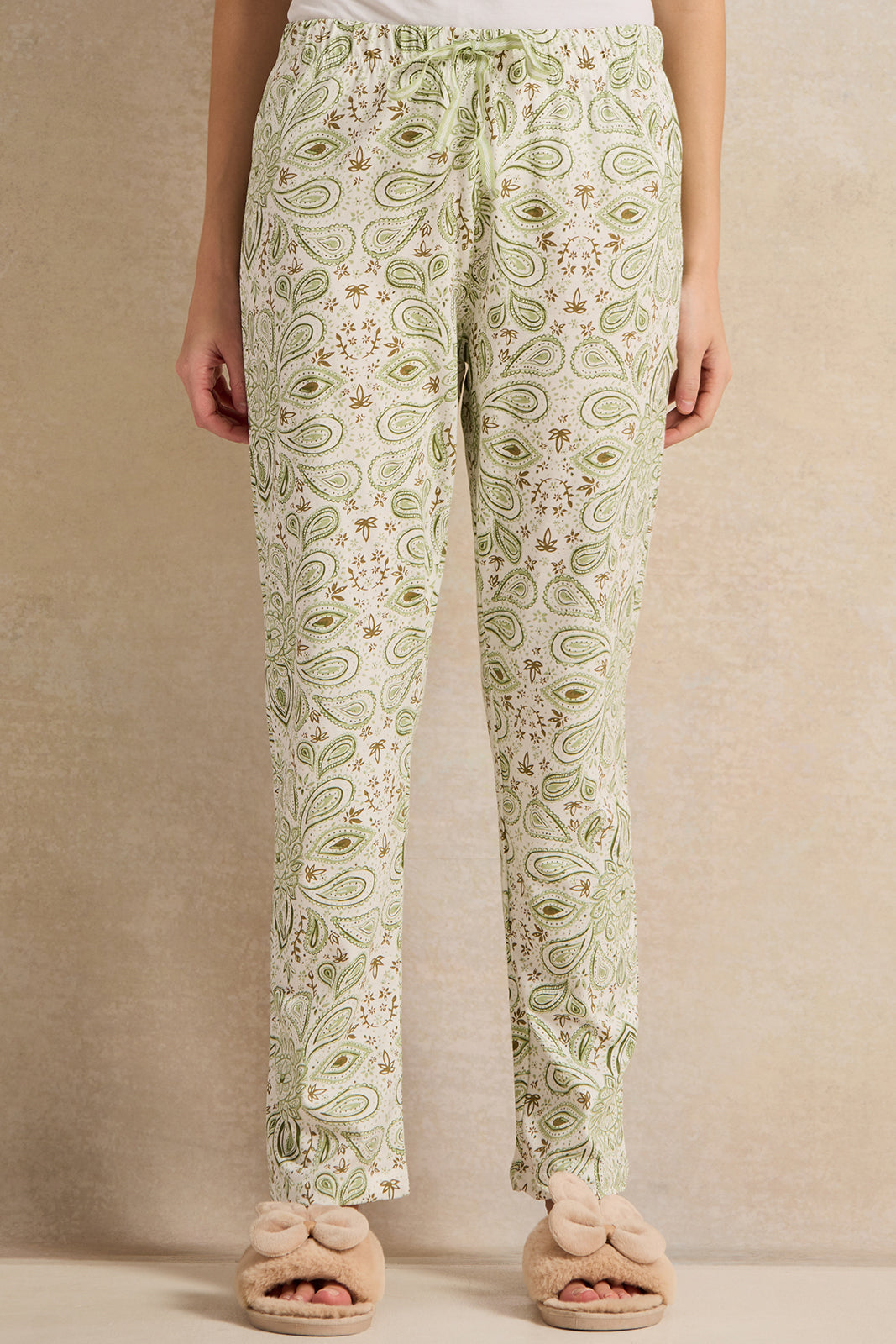 Women Green Floral Print Pyjama Set (2 Piece)
