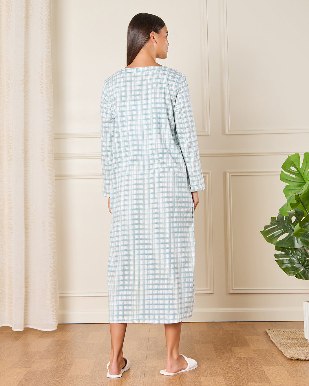 Women White Checkered Nightgown