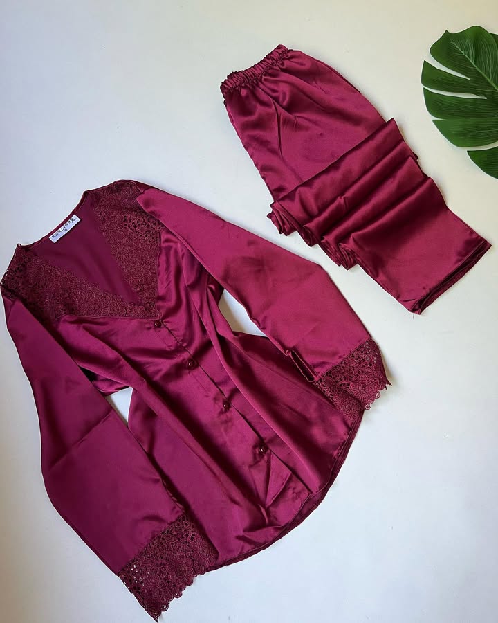 6-Piece Luxury Satin Nightwear Set for Women – Lace Detailed Loungewear