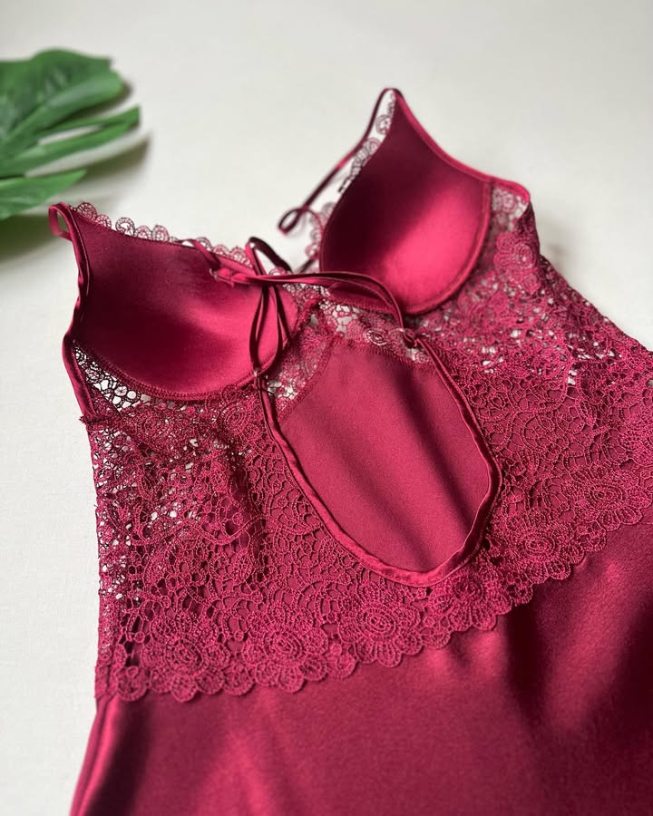 6-Piece Luxury Satin Nightwear Set for Women – Lace Detailed Loungewear